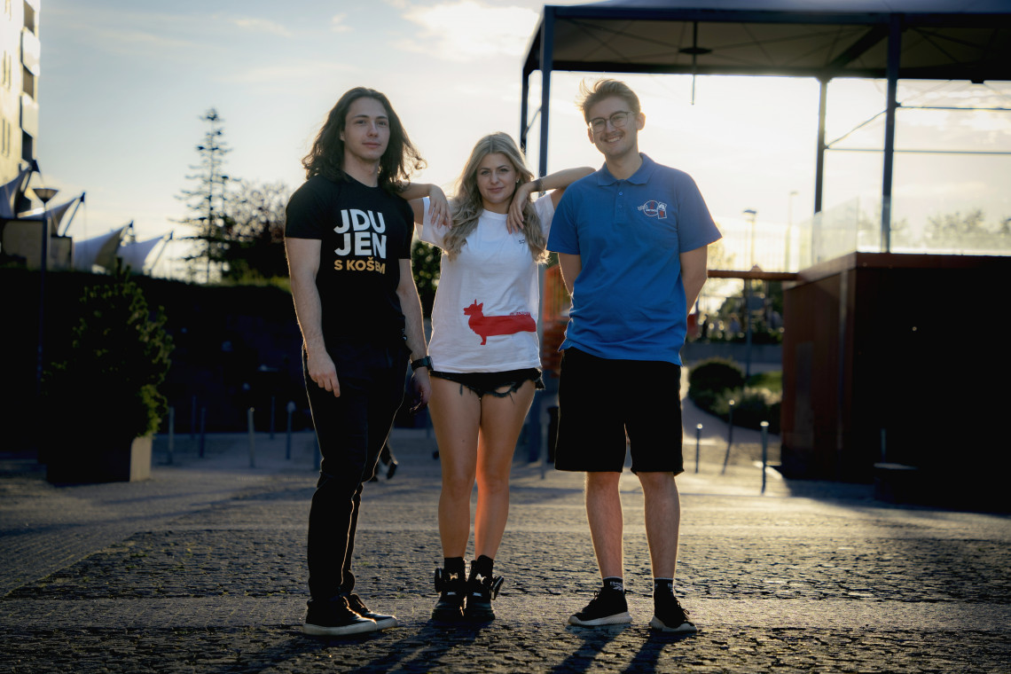 merch