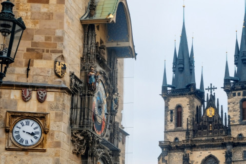 Guided Walks and Lectures on Historical Topics