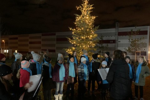 Christmas tree lighting ceremony, or Advent at Finep