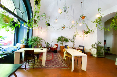Karlín: Café Parlor