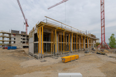 Construction, April 2022