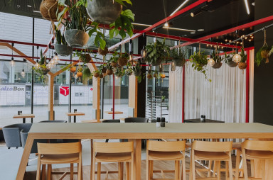 We visited: VEGEt Cowork bistro